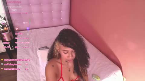 Snapshot of cattaleeyaa chatting on 02/10/25, 02:19 CATALEYA online show from 02/10/25, 02:19