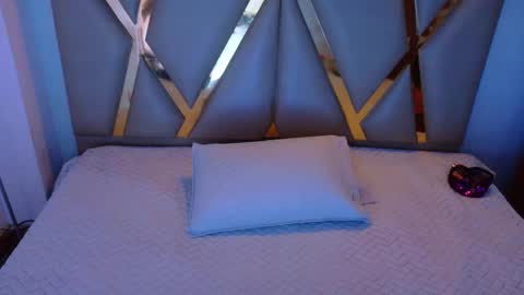 Snapshot of cattaleeyaa chatting on 09/20/25, 12:17 CATALEYA online show from 09/20/25, 12:17