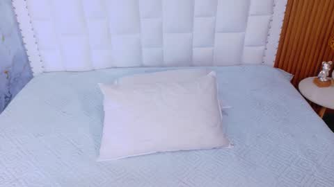 Snapshot of cattaleeyaa chatting on 02/07/26, 12:53 CATALEYA online show from 02/07/26, 12:53