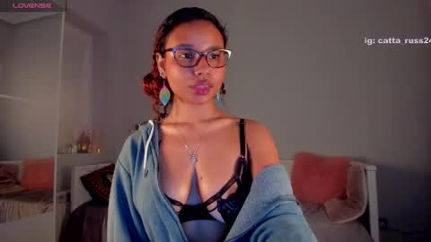 Snapshot of cattaleya_russ chatting on 01/04/25, 10:38 catta 3 online show from 01/04/25, 10:38