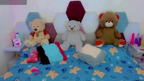 Snapshot of cattaleya_skinny chatting on 01/23/25, 04:09 cattaleya skinny online show from 01/23/25, 04:09