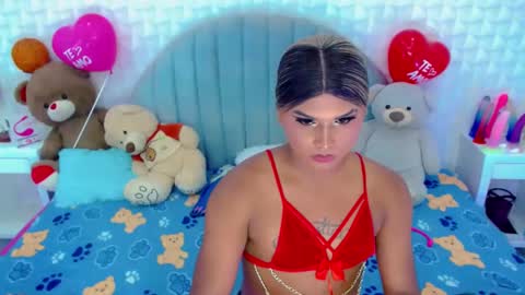 Snapshot of cattaleya_skinny chatting on 02/15/25, 12:26 cattaleya skinny online show from 02/15/25, 12:26