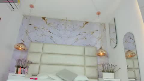 cattalina_storm online show from 02/09/25, 07:19