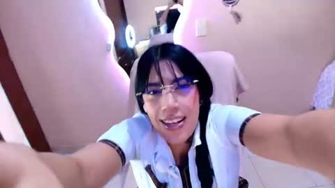 Snapshot of catte_jensen chatting on 07/04/26, 03:24 Cattleya online show from 07/04/26, 03:24