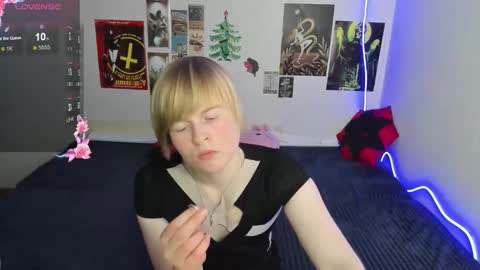 cattie_w_ online show from 02/05/26, 01:21