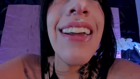 Cattleya  online show from 02/22/25, 05:13