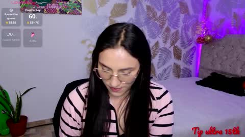 Snapshot of cattleyaangel chatting on 11/20/25, 09:47 Cattleya online show from 11/20/25, 09:47