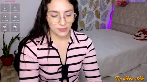 Snapshot of cattleyaangel chatting on 11/26/25, 06:53 Cattleya online show from 11/26/25, 06:53