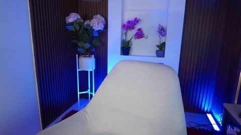 cattleyascaly online show from 09/20/25, 07:15