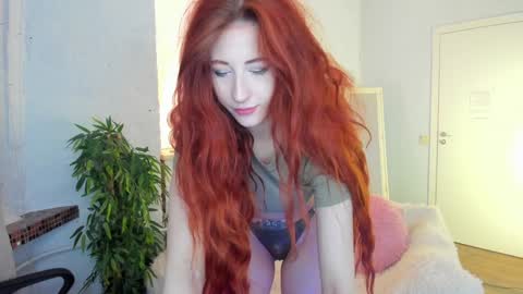 caty_cuddly online show from 01/31/25, 05:51