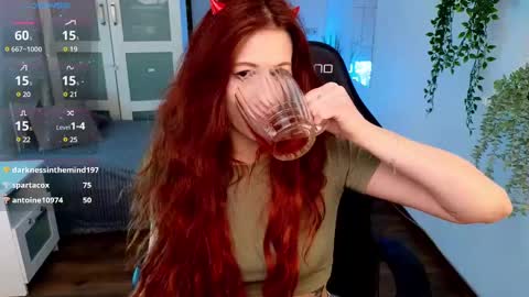 caty_cuddly online show from 03/04/25, 11:08