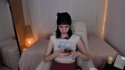 Snapshot of caty_loves chatting on 06/11/26, 09:46 Caty online show from 06/11/26, 09:46