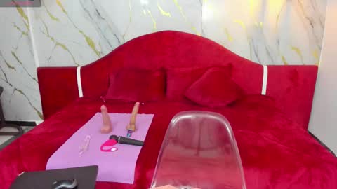 Snapshot of caty_sex4u chatting on 03/13/26, 02:18 caty online show from 03/13/26, 02:18