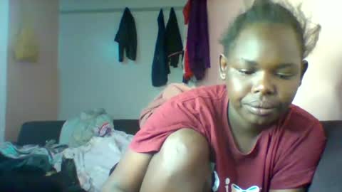 Snapshot of cavy_sweet chatting on 04/01/26, 05:41 Mecy online show from 04/01/26, 05:41