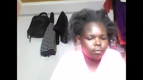 Snapshot of cavy_sweet chatting on 04/03/26, 08:01 Mecy online show from 04/03/26, 08:01