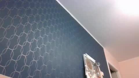 Snapshot of cawboy1992 chatting on 01/07/25, 06:45 Im yours online show from 01/07/25, 06:45