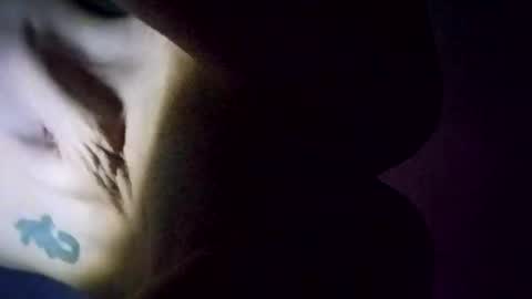 Snapshot of cay_date chatting on 11/28/25, 12:02 cay_date online show from 11/28/25, 12:02