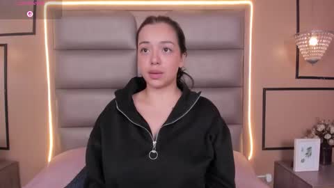 Snapshot of caylincollins chatting on 02/28/26, 02:56 caylincollins online show from 02/28/26, 02:56