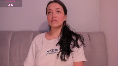 Snapshot of caylincollins chatting on 03/26/26, 03:01 caylincollins online show from 03/26/26, 03:01