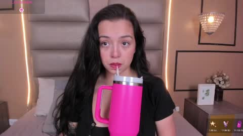 Snapshot of caylincollins chatting on 04/06/26, 03:15 caylincollins online show from 04/06/26, 03:15