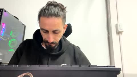 Snapshot of cayu_frensh94 chatting on 12/21/24, 11:02 cayu_frensh94 online show from 12/21/24, 11:02