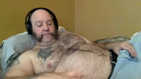 Snapshot of caz508 chatting on 12/14/25, 05:40 caz508 online show from 12/14/25, 05:40