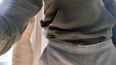 Snapshot of cbgbabc chatting on 09/26/25, 03:27 cbgbabc online show from 09/26/25, 03:27