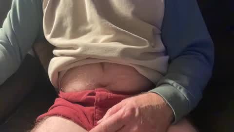 Snapshot of cbjohnjohn chatting on 01/09/26, 06:05 John online show from 01/09/26, 06:05