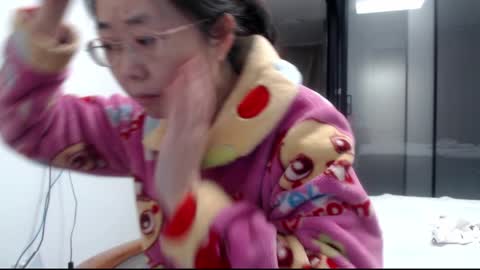 Snapshot of cbz112233 chatting on 02/11/25, 10:07 ANNYANNY online show from 02/11/25, 10:07