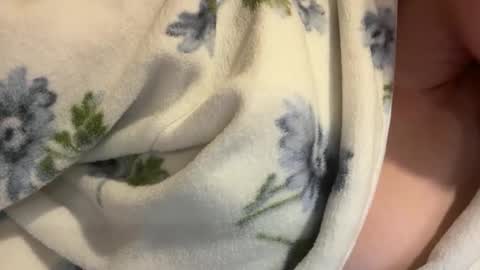 Snapshot of cclavender chatting on 04/04/26, 11:24 Claire online show from 04/04/26, 11:24