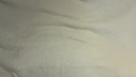 Snapshot of cclavender chatting on 04/10/26, 05:17 Claire online show from 04/10/26, 05:17