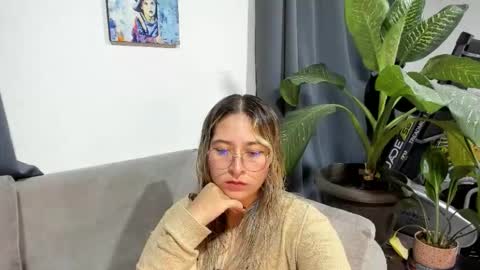 Snapshot of ccuteass chatting on 03/03/25, 11:56 ccuteass online show from 03/03/25, 11:56