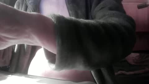 Snapshot of cd_99 chatting on 01/27/25, 07:35 cd_99 online show from 01/27/25, 07:35