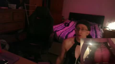 Snapshot of cdjennyharvey chatting on 03/05/26, 11:01 Jenny online show from 03/05/26, 11:01