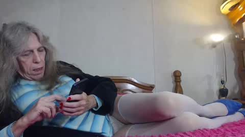 Snapshot of cdsextoy1 chatting on 11/02/25, 09:00 Jackie online show from 11/02/25, 09:00