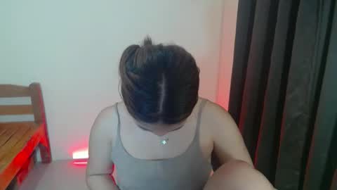 Snapshot of ce_lien chatting on 04/21/26, 02:15 Celine online show from 04/21/26, 02:15