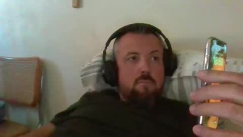 Snapshot of cebcool chatting on 10/12/25, 02:49 Sb online show from 10/12/25, 02:49