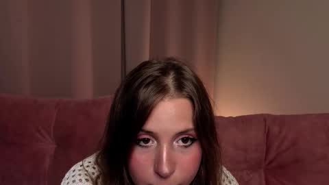 Snapshot of ceceliapidcock chatting on 09/22/25, 07:16 Lina online show from 09/22/25, 07:16