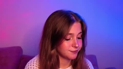 Snapshot of ceceliapidcock chatting on 10/06/25, 07:11 Lina online show from 10/06/25, 07:11