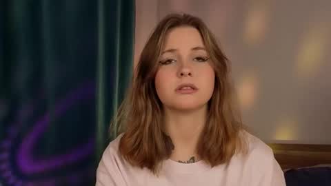 Lina  online show from 02/03/26, 07:08