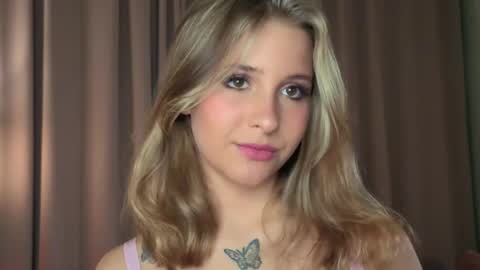 Lina  online show from 03/29/26, 07:14