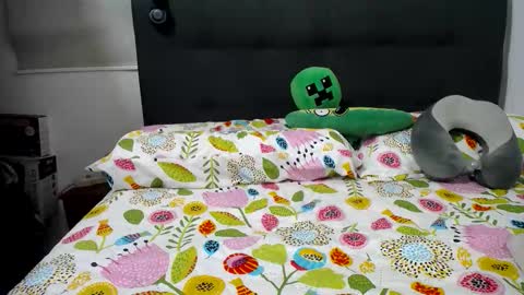 ceci online show from 11/26/25, 09:49