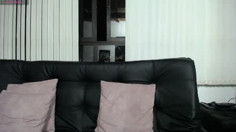 Snapshot of cecihotty4u chatting on 04/03/26, 01:47 ceci online show from 04/03/26, 01:47