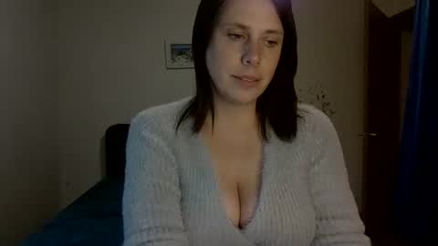 Snapshot of cecileesohless chatting on 01/16/26, 04:00 Cecilee Sohless online show from 01/16/26, 04:00