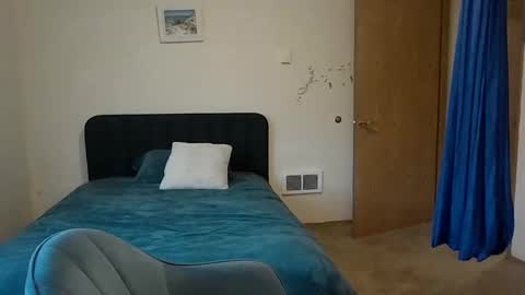 Snapshot of cecileesohless chatting on 01/18/26, 07:06 Cecilee Sohless online show from 01/18/26, 07:06