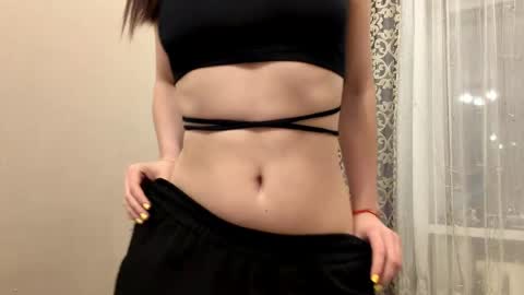 Snapshot of cecilianoblitt chatting on 04/16/26, 09:39 Darina online show from 04/16/26, 09:39