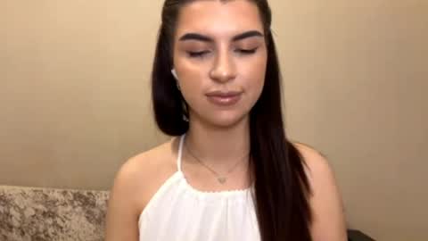 Snapshot of cecilianoblitt chatting on 04/29/26, 05:30 Darina online show from 04/29/26, 05:30