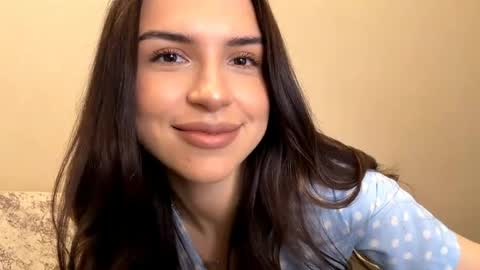 Snapshot of cecilianoblitt chatting on 05/03/26, 04:46 Darina online show from 05/03/26, 04:46