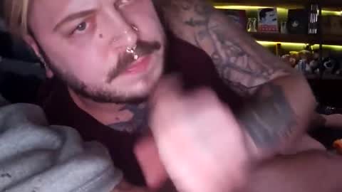 Snapshot of cedrickdeepthrat chatting on 02/27/25, 05:26 longdick in ur mouth online show from 02/27/25, 05:26