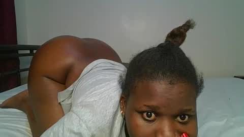 ceepretty25 online show from 05/18/26, 04:07